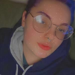 Meet your Posher, Brie